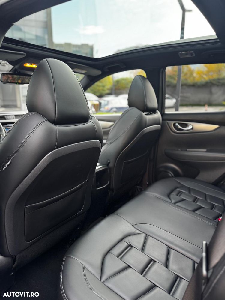 Nissan Qashqai 1.6 DCI Xtronic TEKNA+ - 14