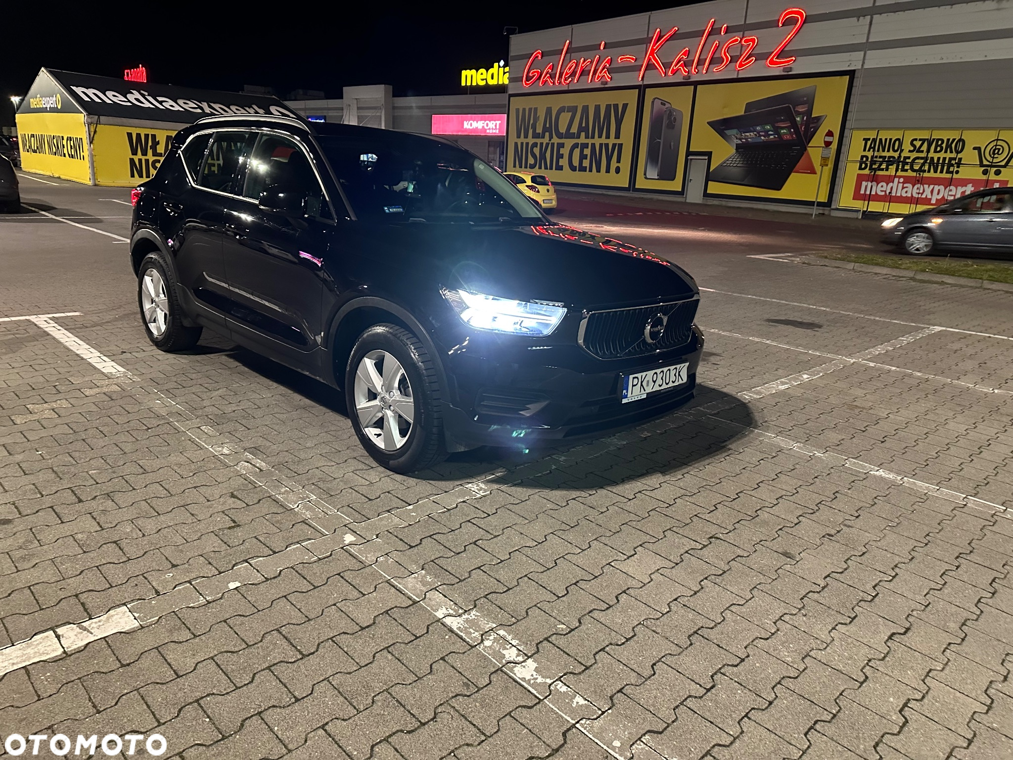Volvo XC 40 T3 Momentum - 3