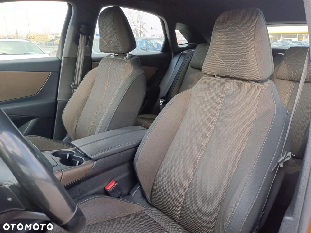 DS Automobiles DS 7 Crossback - 10