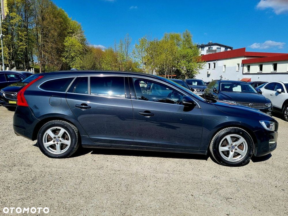 Volvo V60 T4 Geartronic Momentum - 6