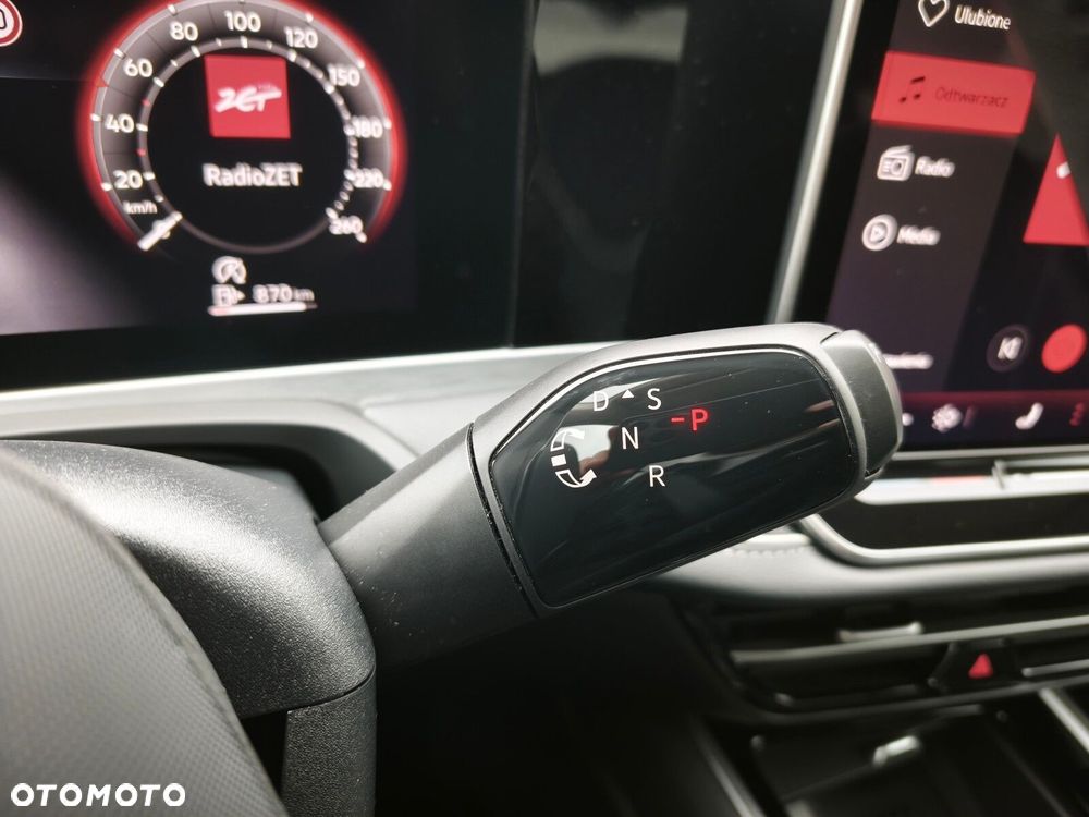 Volkswagen Passat - 25