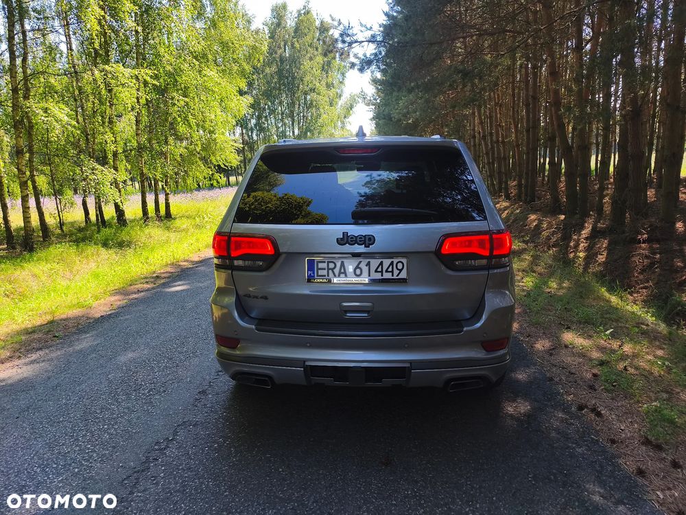Jeep Grand Cherokee 5.7 V8 Overland Summit - 3