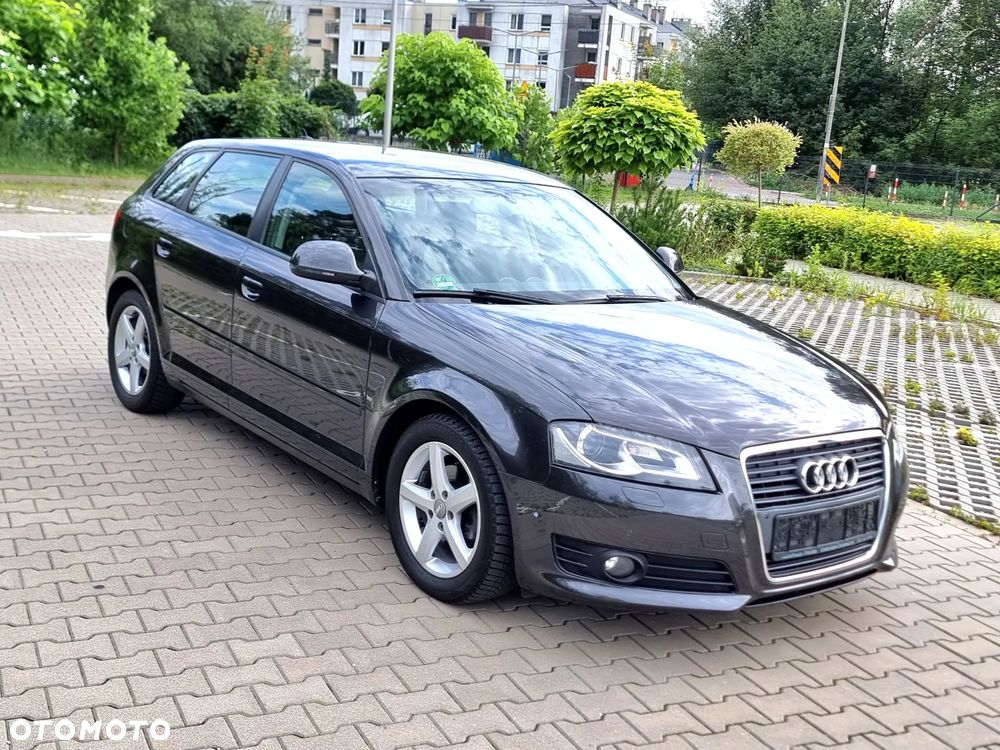 Audi A3 Sportback - 2