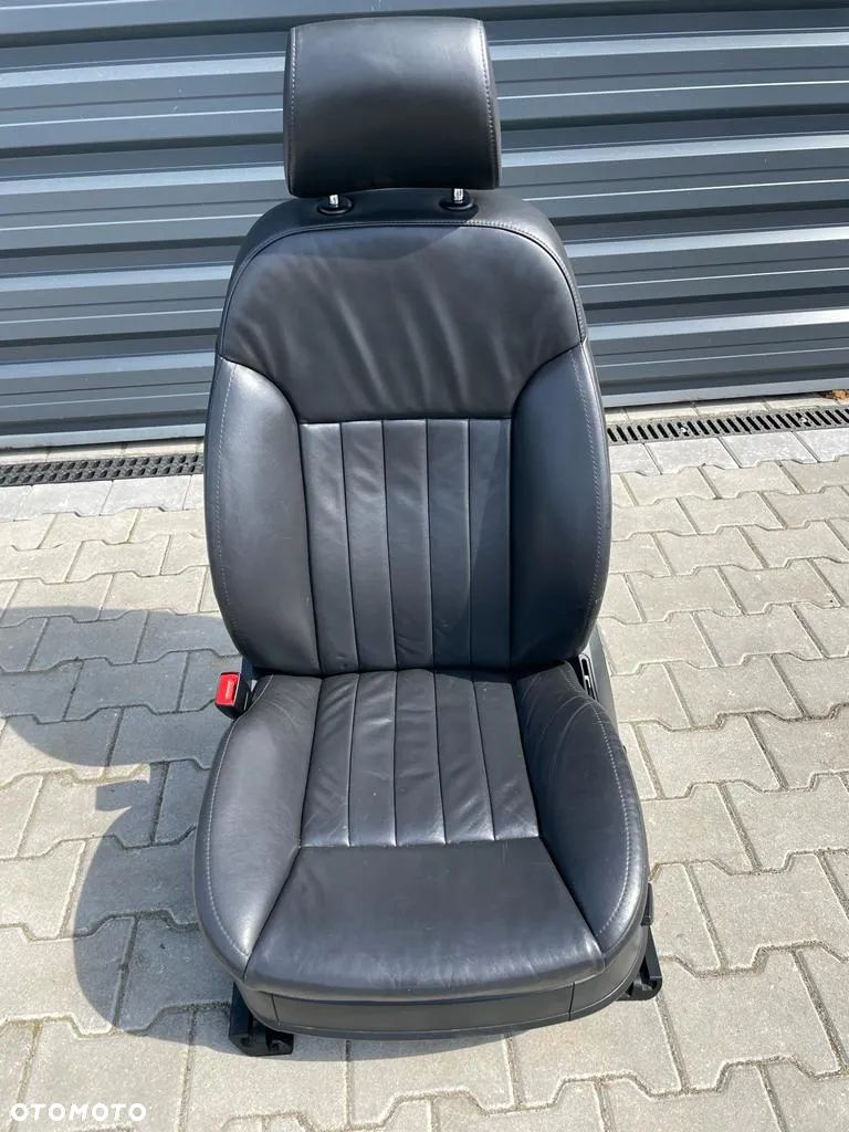 AUDI A8 D3 DRUGI LIFT FOTEL LEWY KIEROWCY - 1