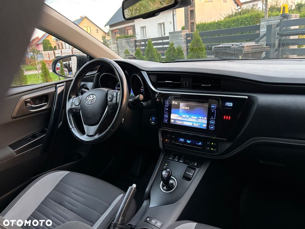Toyota Auris 1.8 HSD Prestige NAVI - 34