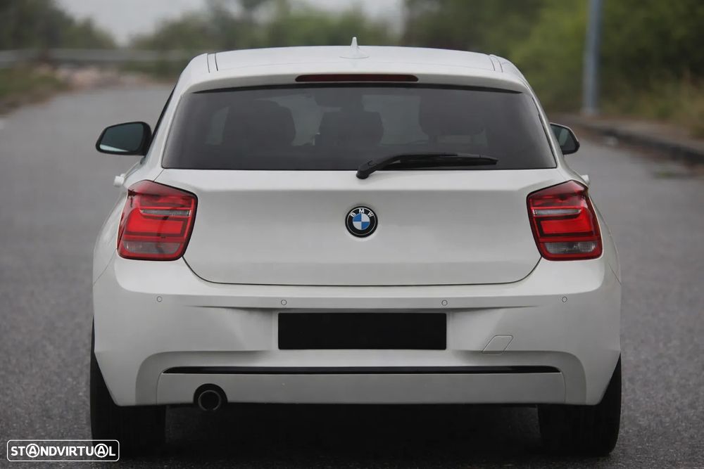 BMW 120 d Sport Line - 4