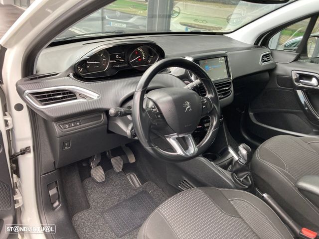 Peugeot 208 PureTech 110 Stop & Start Tech Edition - 9