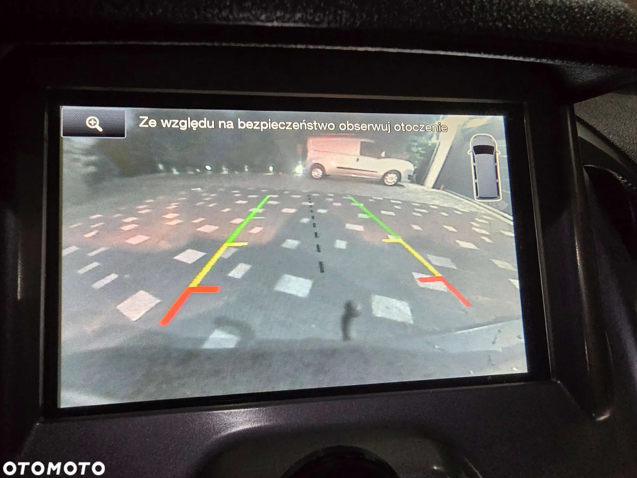 Ford Transit Connect - 12