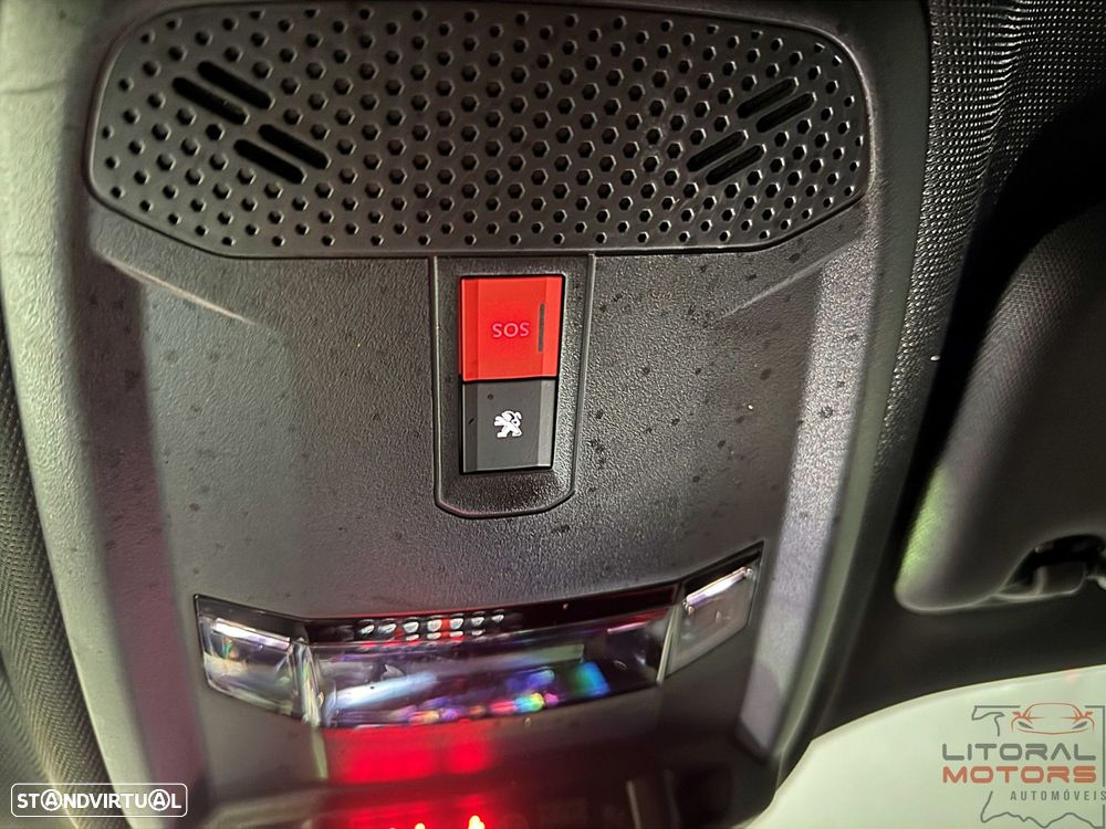 Peugeot 2008 1.2 PureTech GT Line EAT8 - 21