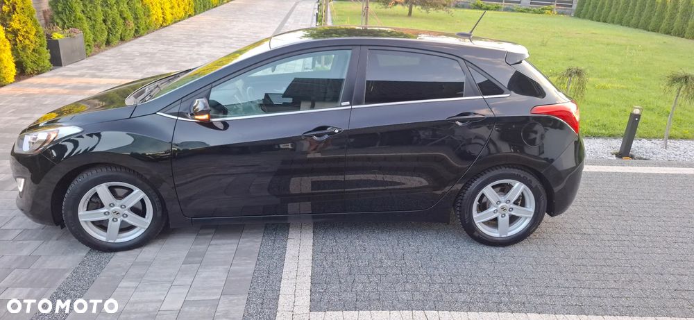 Hyundai i30 1.6 CRDI Passion Plus - 3
