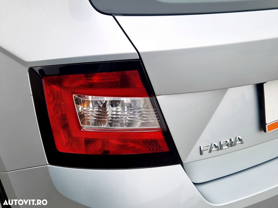 Skoda Fabia - 10