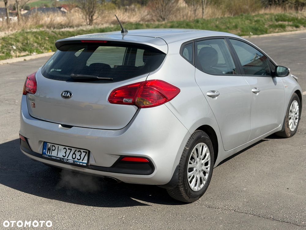Kia Ceed 1.6 GDI M - 13