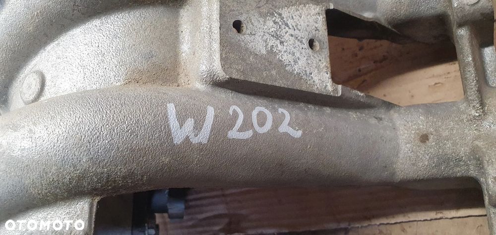Kolektor ssący Mercedes W202 1.8 Kompresor R1111411001 - 12