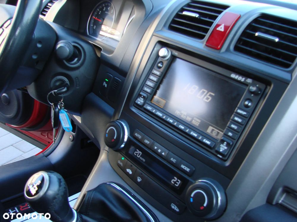 Honda CR-V 2.0i-VTEC Executive 50 Jahre Edition - 24