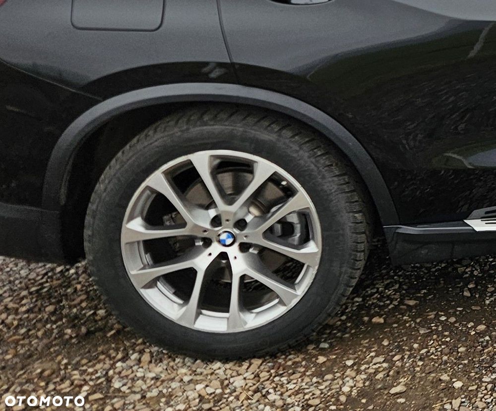 BMW X5 xDrive40i mHEV - 14