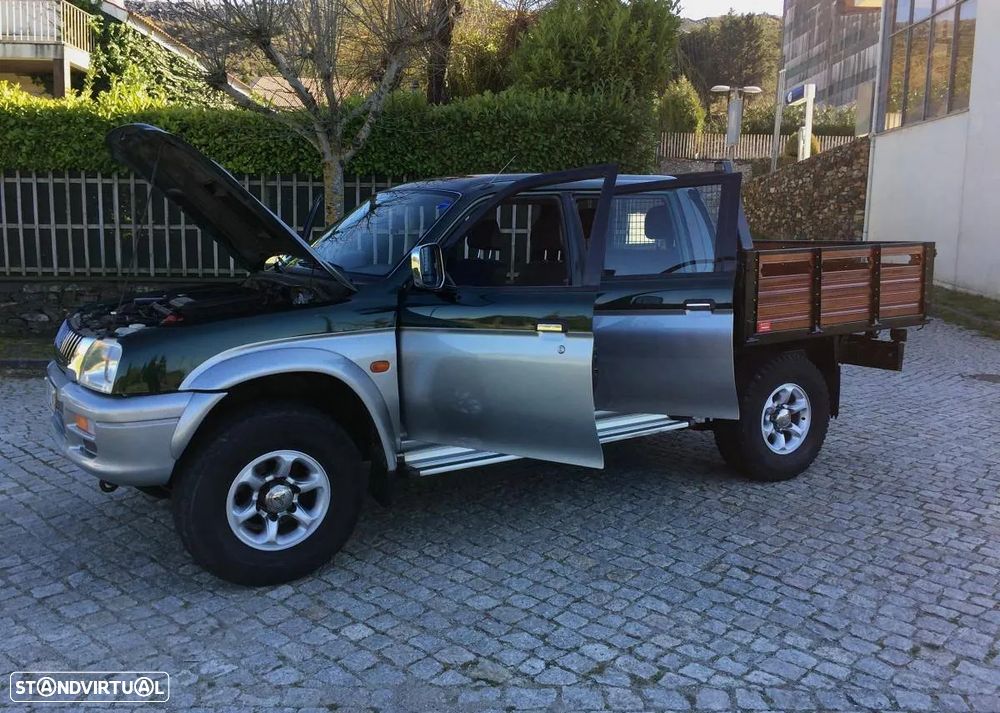 Mitsubishi L200 2.5 TD Club Strakar - 7
