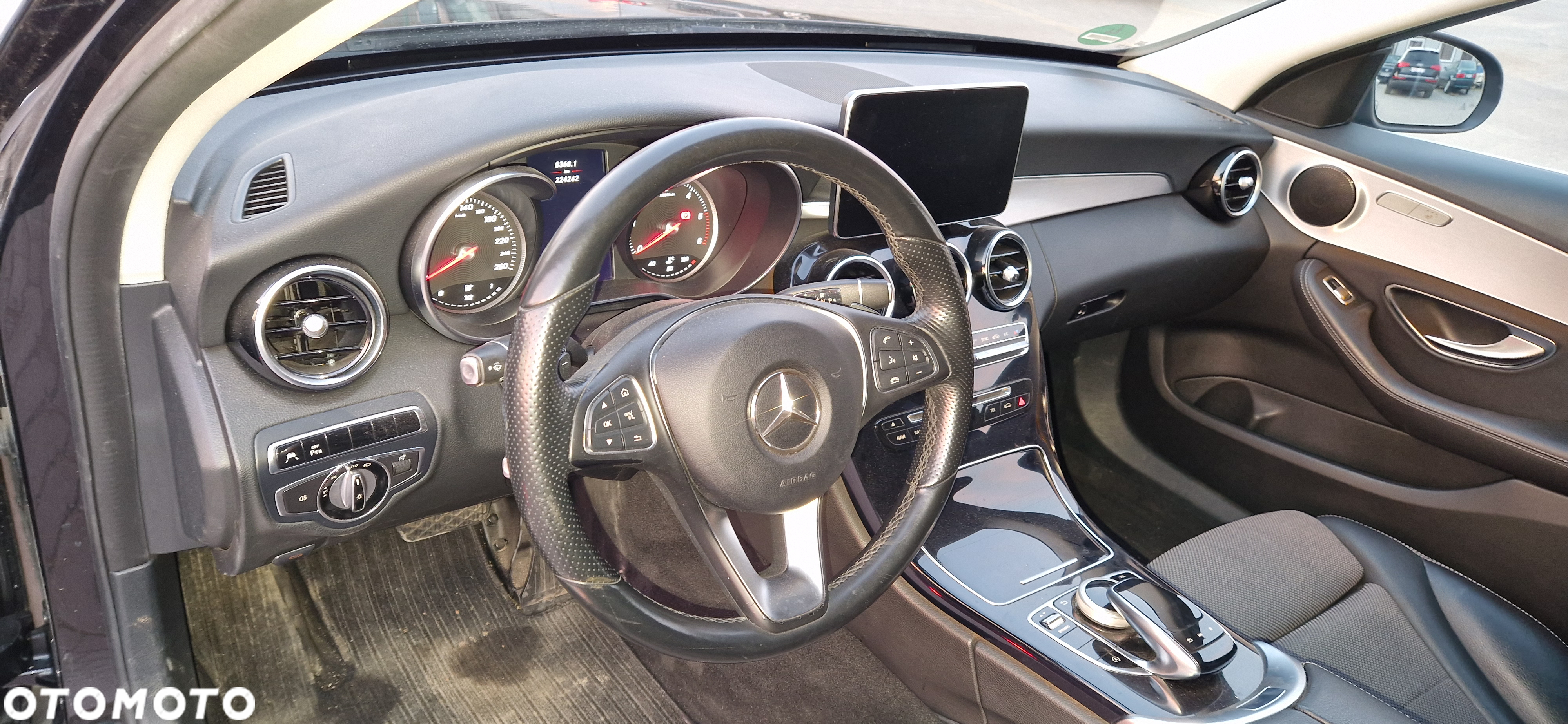 Mercedes-Benz Klasa C 220 d T 9G-TRONIC Avantgarde - 12