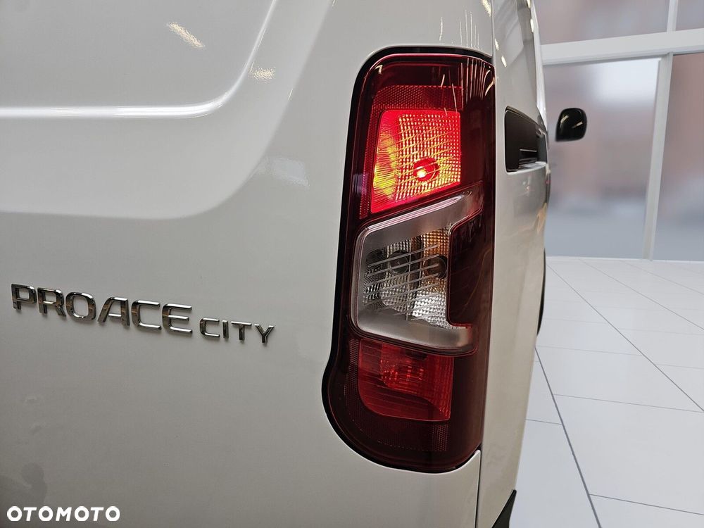 Toyota ProAce 2.0T 1.5 D-4D 100KM std Furgon Active - 28