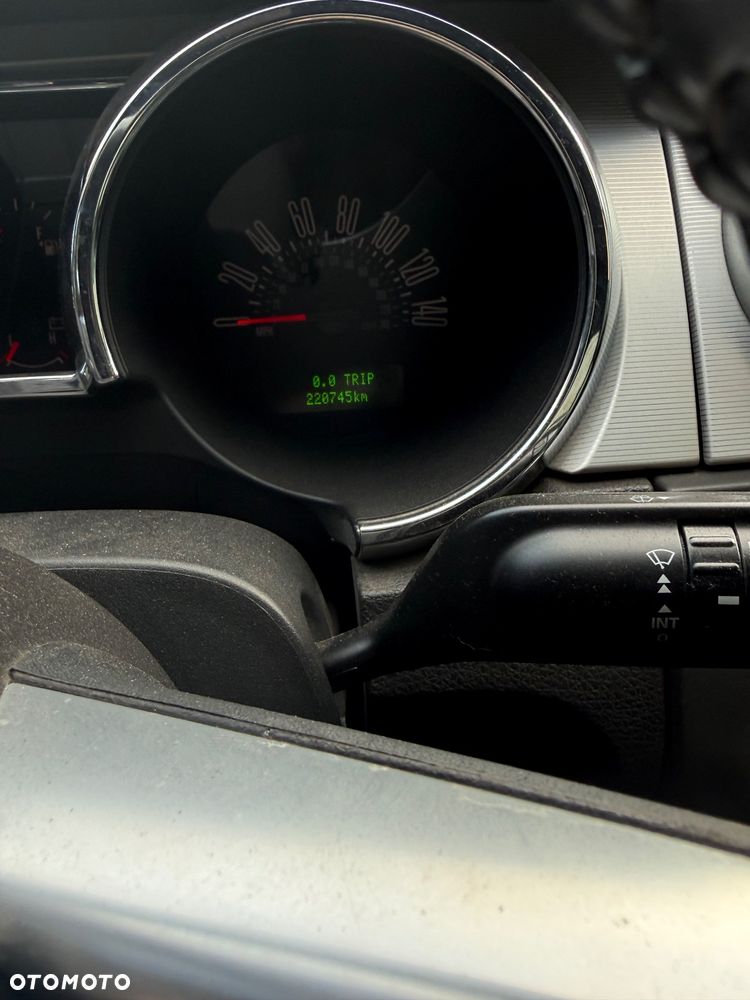 Ford Mustang 4.6 V8 GT - 17