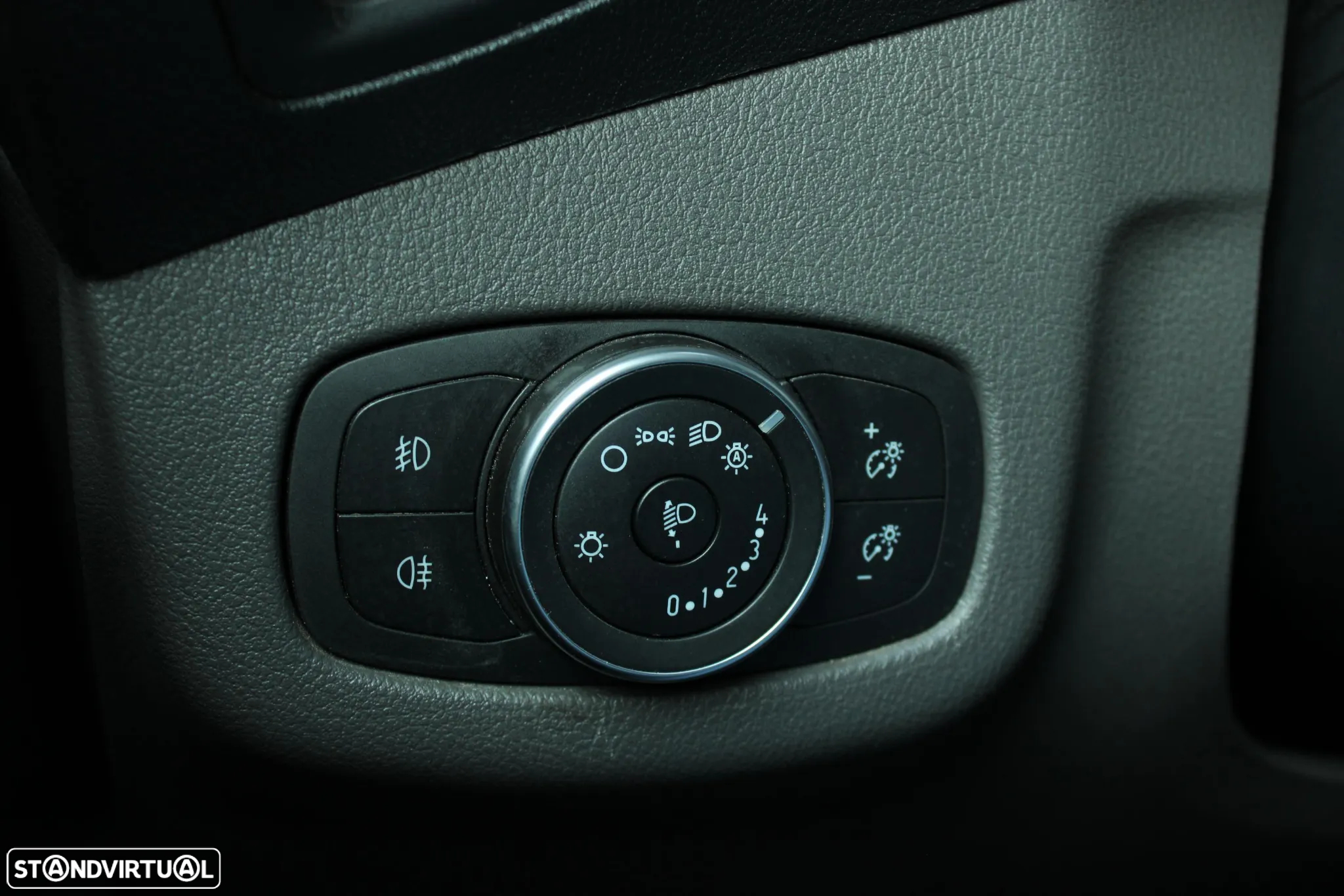 Ford Tourneo Connect Grand 1.5 TDCi Titanium - 43