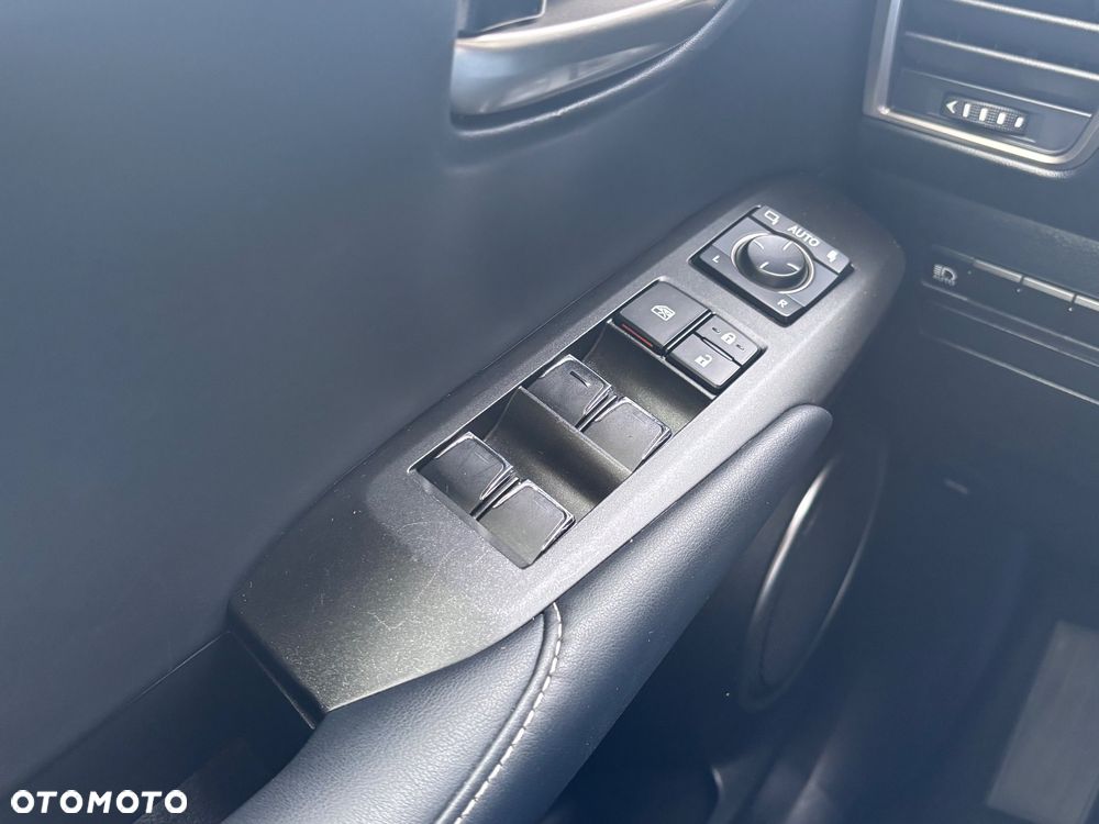Lexus NX - 24