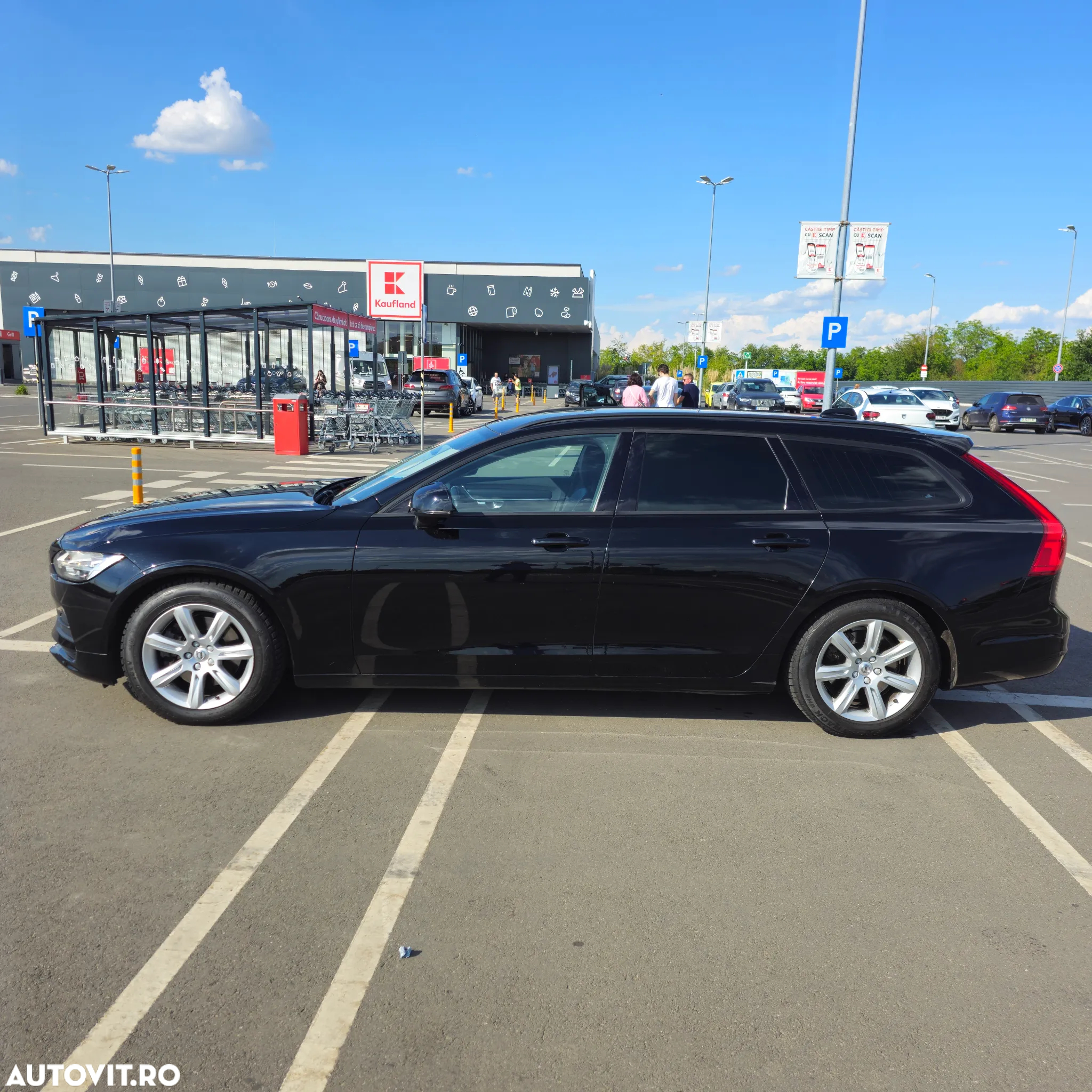 Volvo V90 D4 Momentum - 5