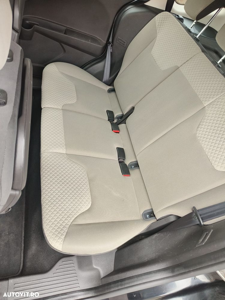 Ford Tourneo Courier - 9