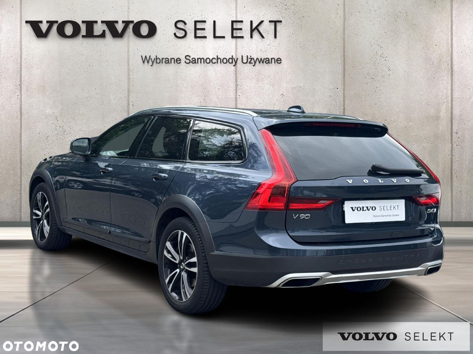 Volvo V90 Cross Country - 3