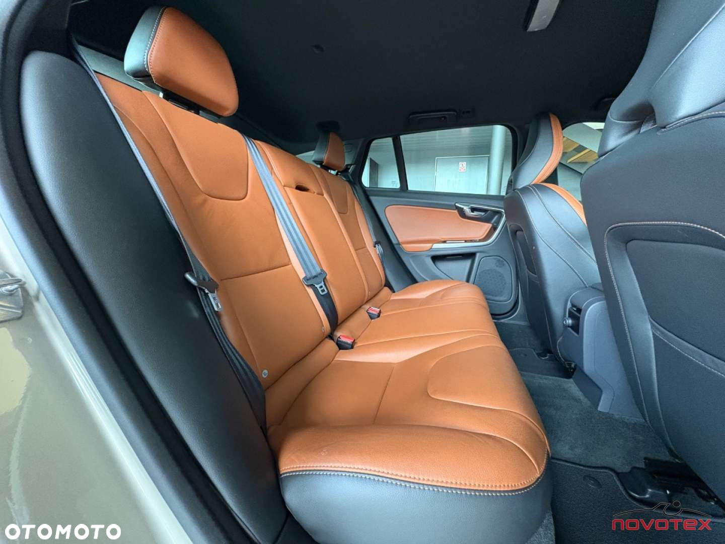 Volvo V60 - 26