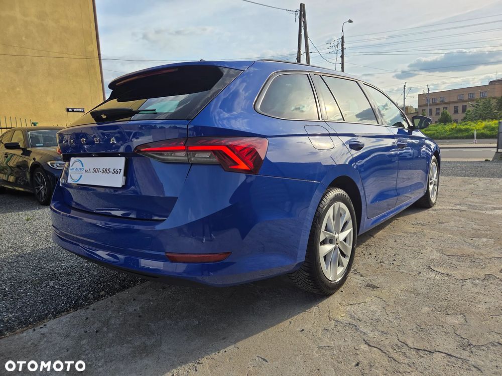 Skoda Octavia 2.0 TDI Ambition DSG - 9