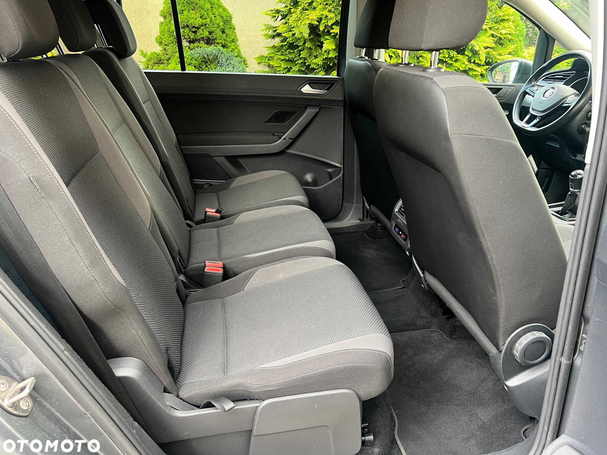 Volkswagen Touran 1.4 TSI BMT Comfortline - 35