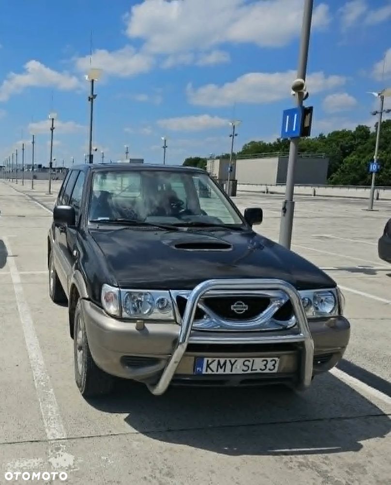 Nissan Terrano 2.7 TDi Comfort - 1