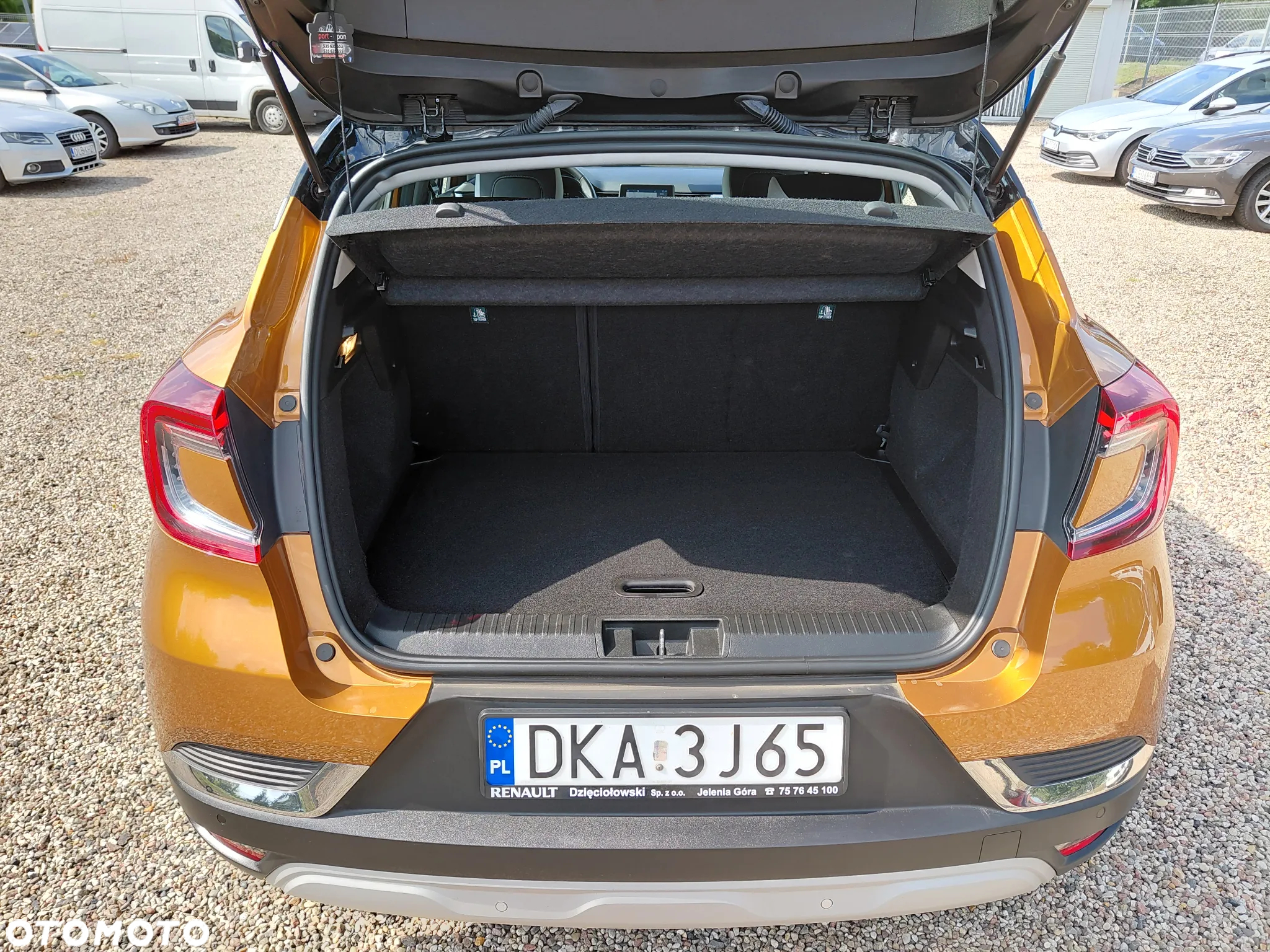 Renault Captur 1.0 TCe Techno - 36