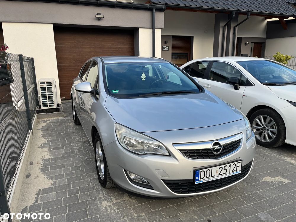 Opel Astra 1.4 T Enjoy - 4