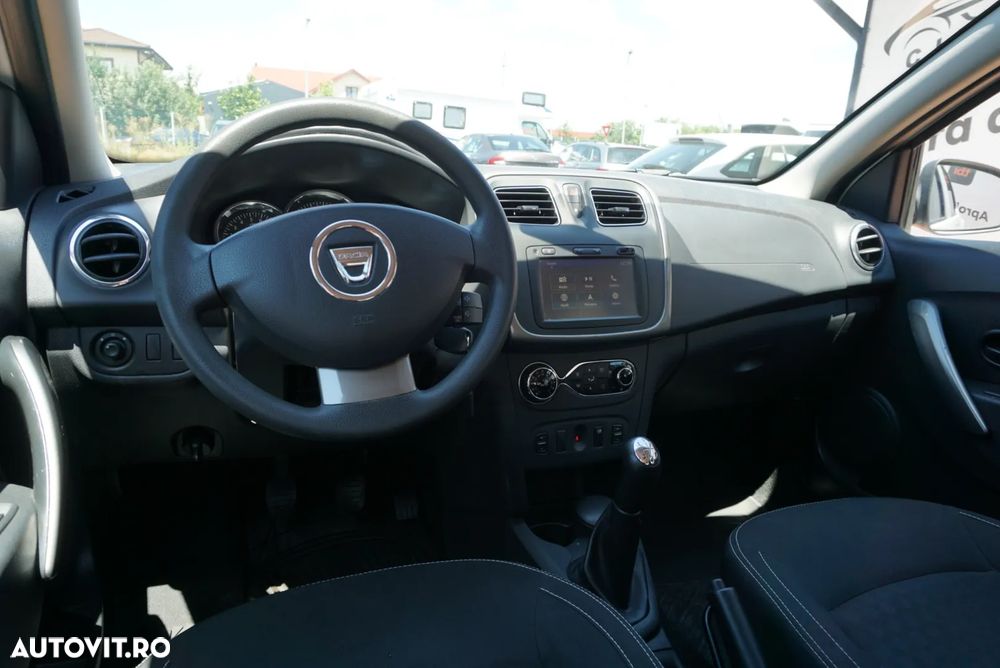 Dacia Sandero 1.2 Laureate - 24