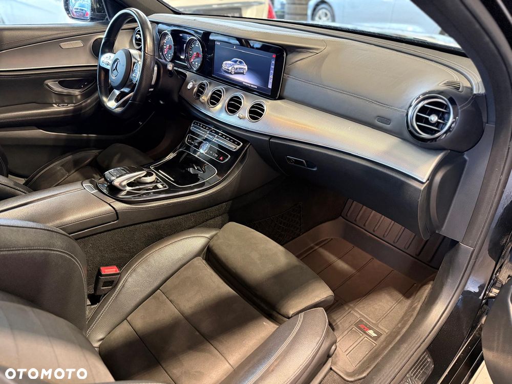 Mercedes-Benz Klasa E 220 d 9G-TRONIC AMG Line - 12