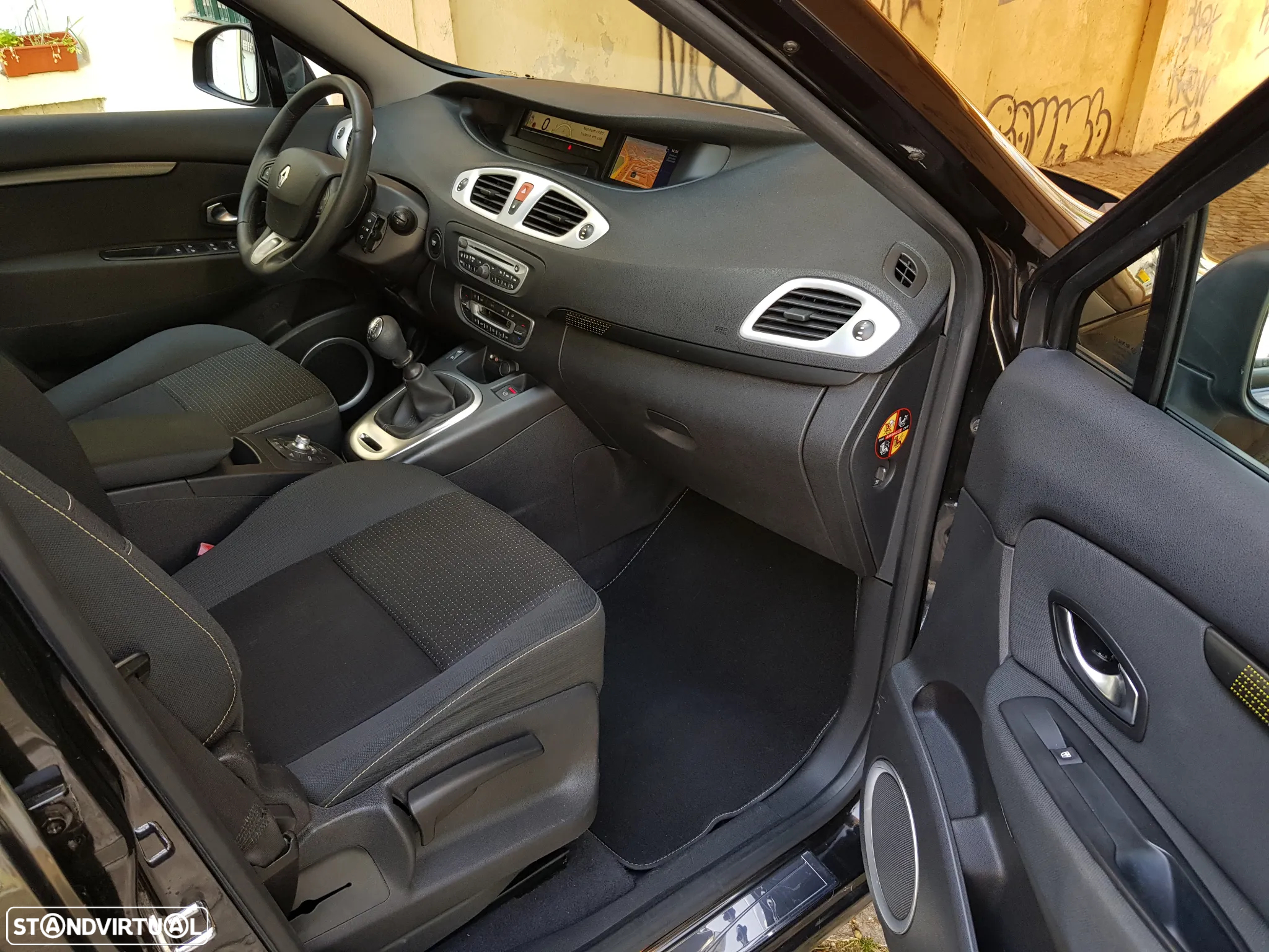 Renault Scénic 1.5 dCi Dynamique S - 31