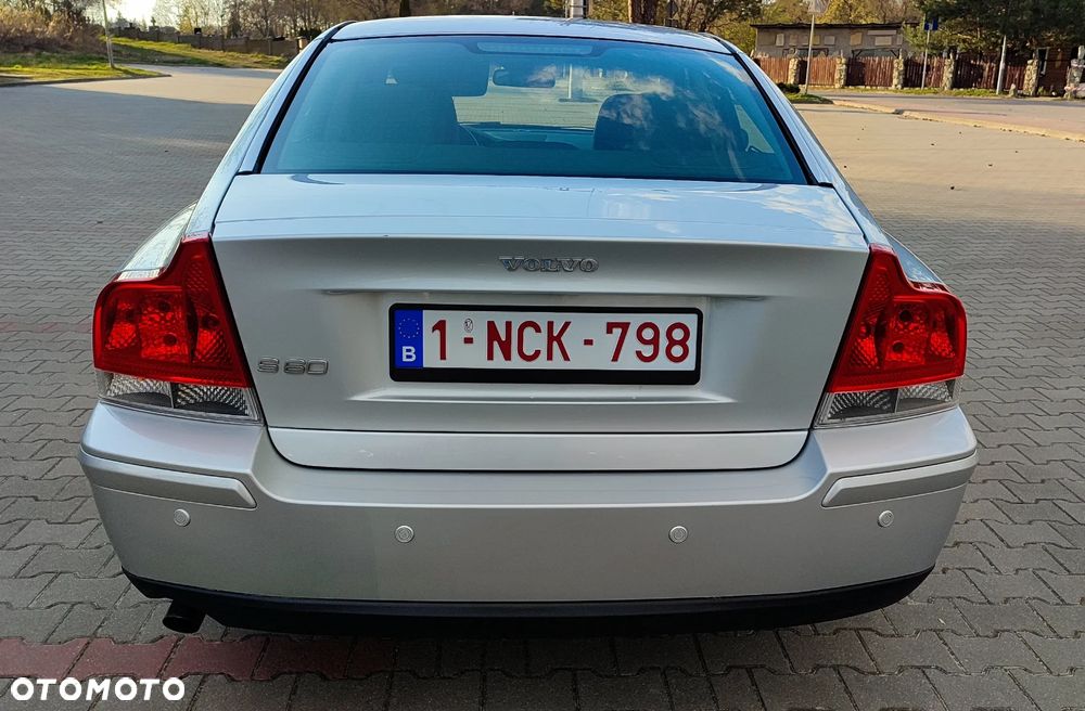 Volvo S60 D5 Kinetic - 8