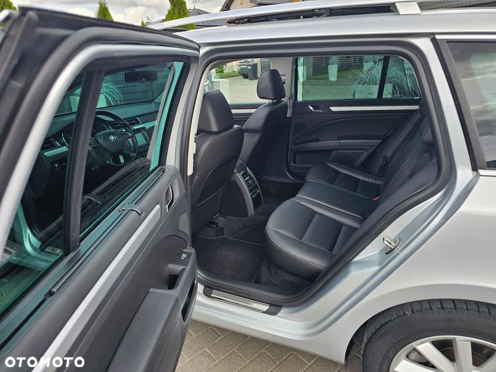 Skoda Superb 1.6 TDI Platinum - 18