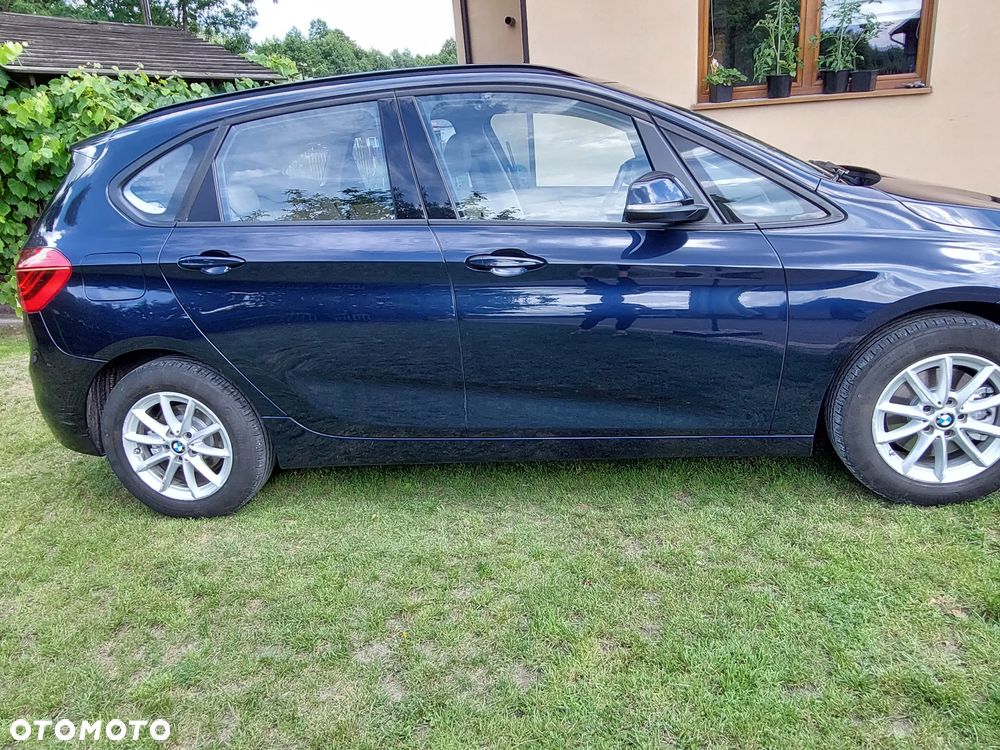 BMW Seria 2 218i - 8