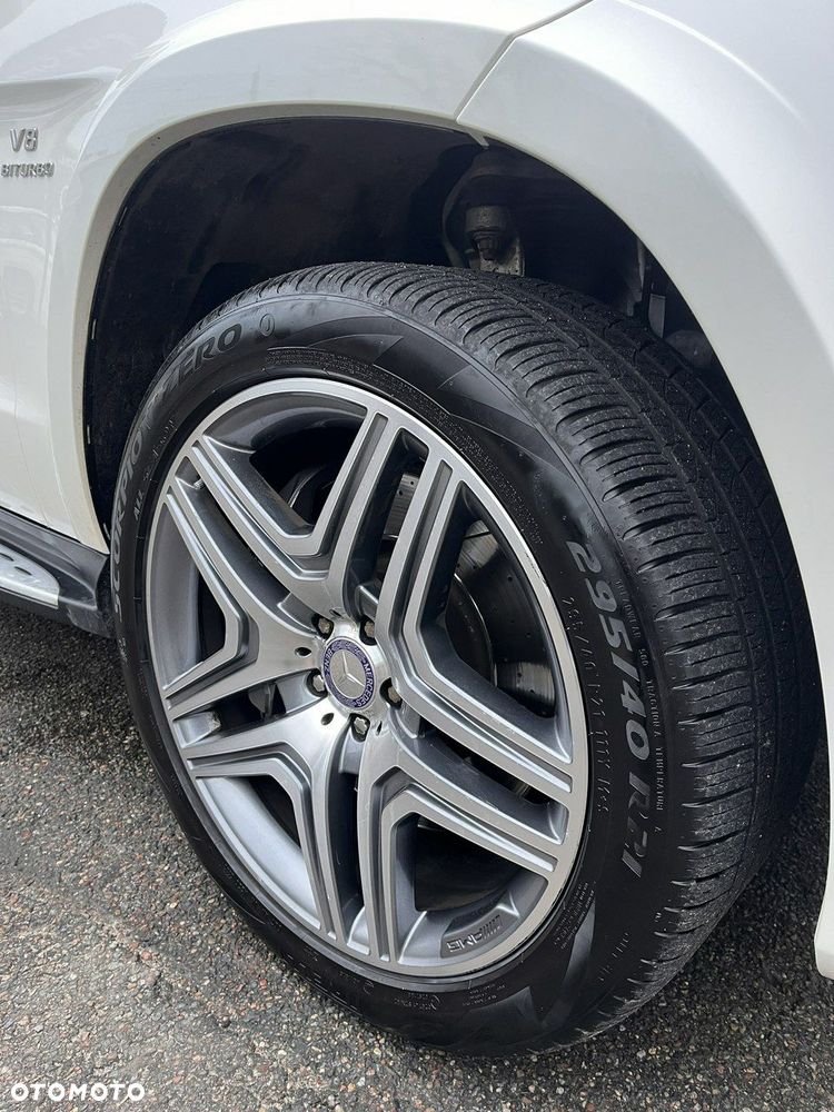 Mercedes-Benz GL 63 AMG - 34