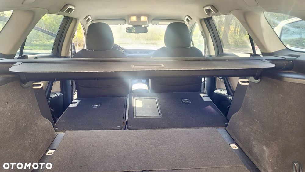 Toyota Avensis Touring Sports 1.8 Edition-S - 6