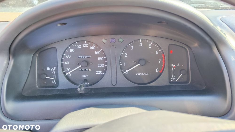 Toyota Corolla 1.4 VVT-i Base - 13