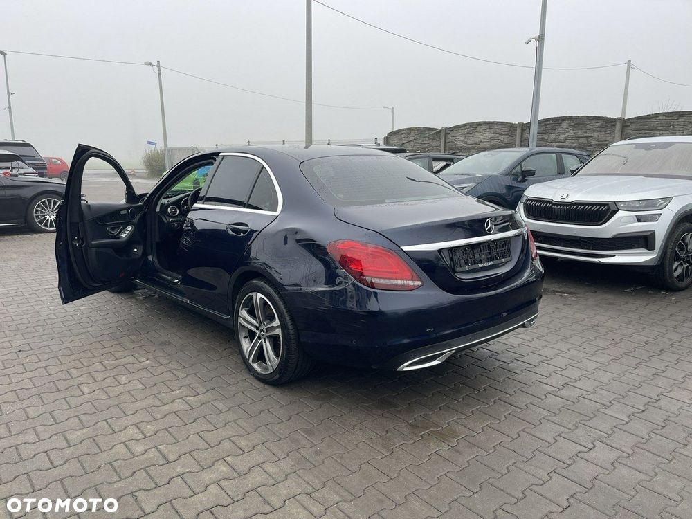 Mercedes-Benz Klasa C 300 d 4Matic 9G-TRONIC Exclusive - 5
