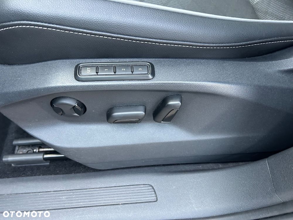 Volkswagen Tiguan 1.4 TSI DSG BlueMotion Technology Trend & Fun - 29