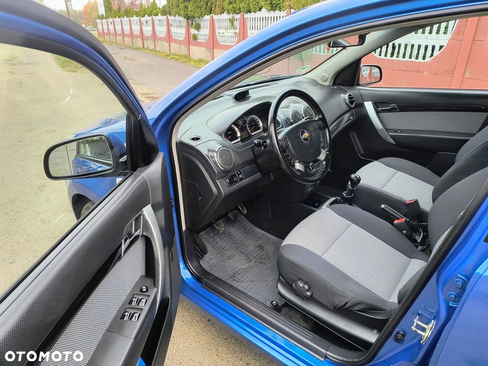 Chevrolet Aveo 1.4 LT - 26