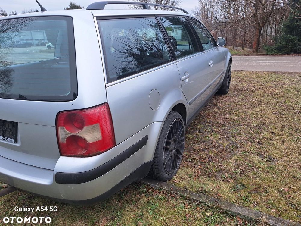 Volkswagen Passat 2.0 Basis - 11