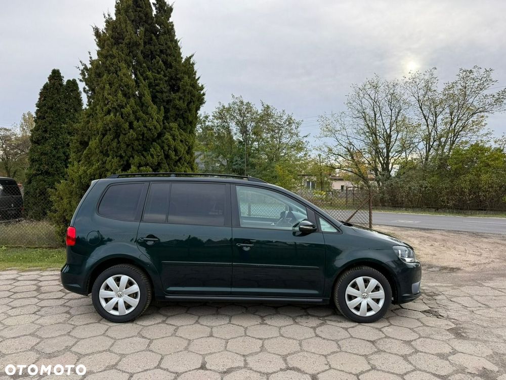 Volkswagen Touran - 19