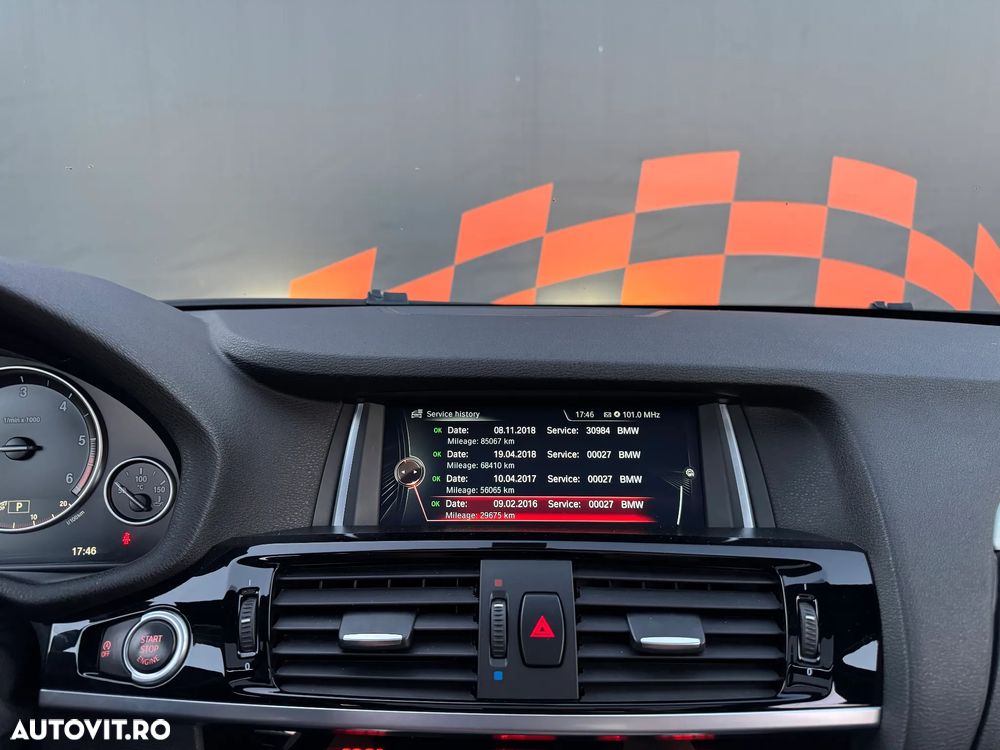 BMW X3 xDrive20d AT xLine - 24