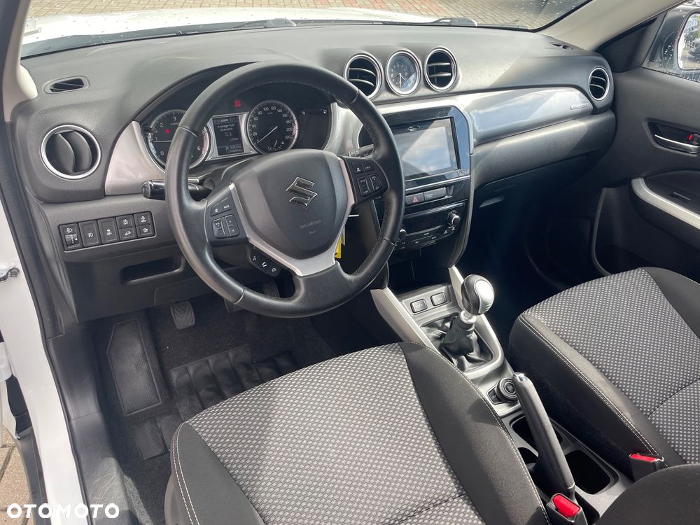 Suzuki Vitara 1.6 DDiS (4x4) Allgrip Comfort+ - 9